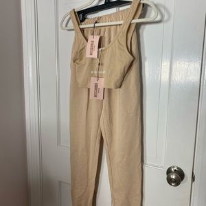 *NWT* Missguided light tan set